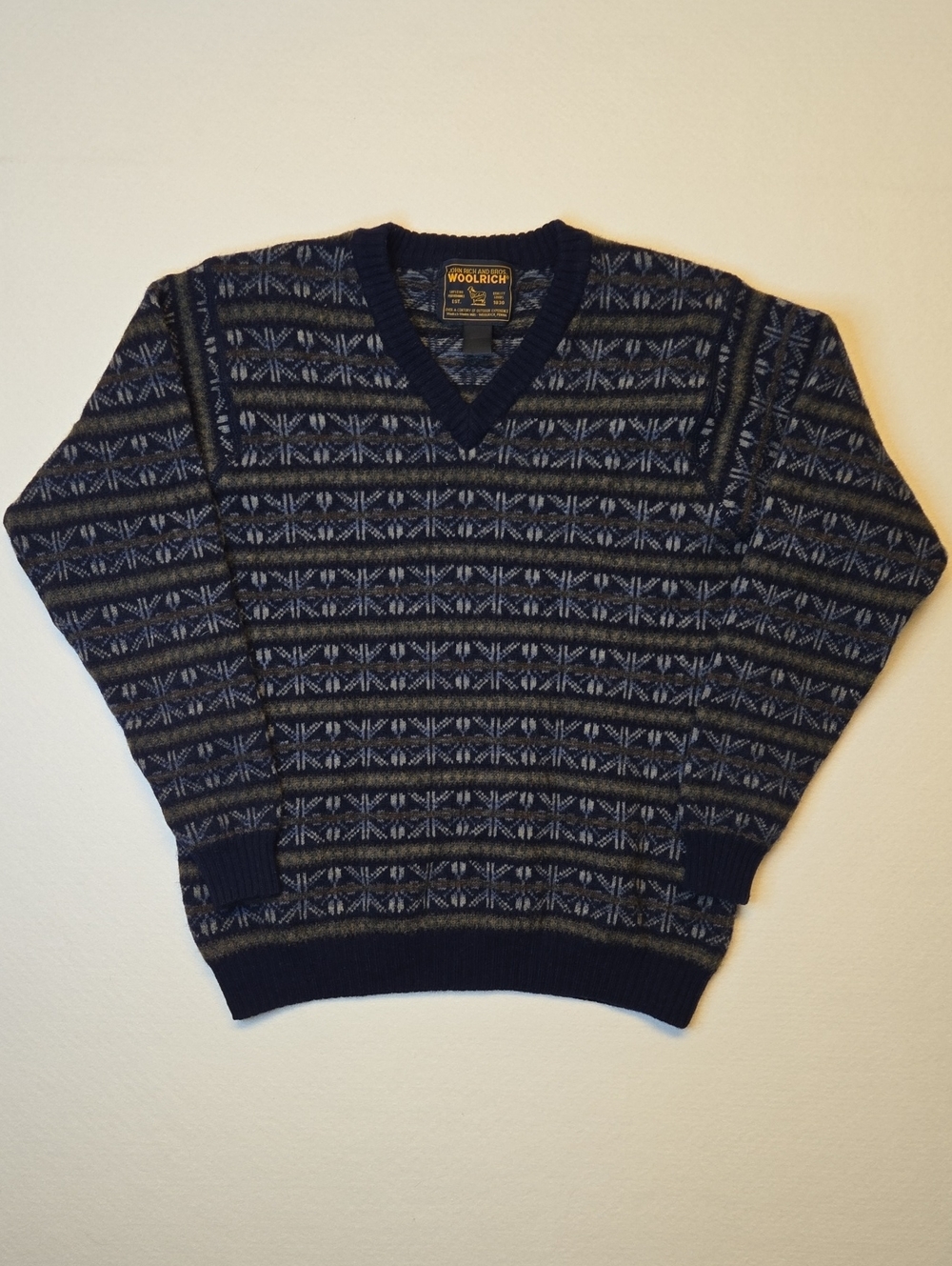 Woolrich Men's Knit Lambswool Navy Stripe Fair Isle V-Neck Sweater Vintage 90s